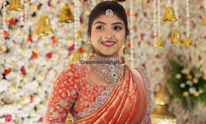 Makeup artist professional